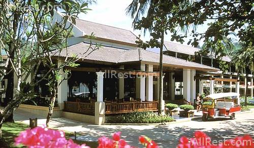 Kata Thani Beach Resort 15